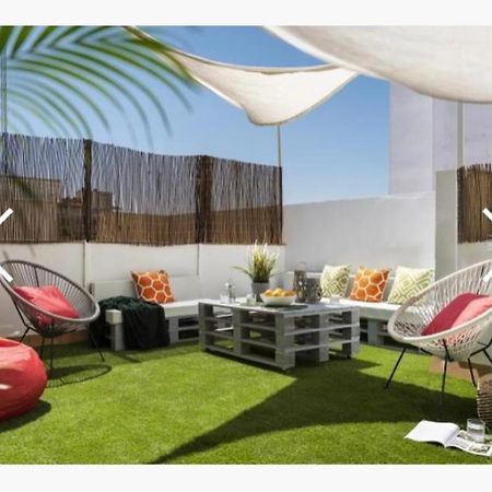 Exclusivo Duplex Con Terraza En Sevilla Luaran gambar