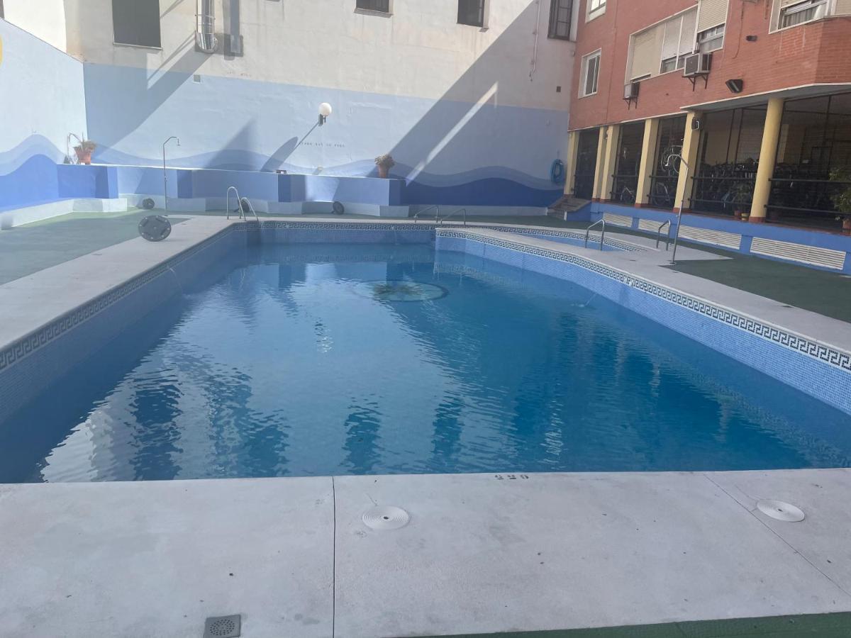 Exclusivo Duplex Con Terraza En Sevilla Luaran gambar