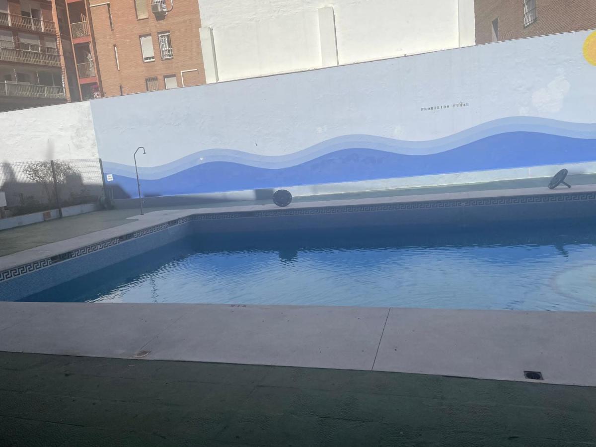 Exclusivo Duplex Con Terraza En Sevilla Luaran gambar