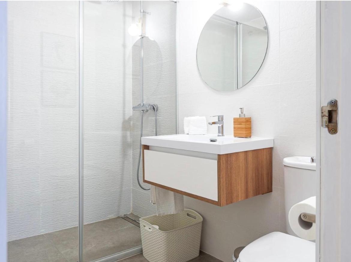 Exclusivo Duplex Con Terraza En Sevilla Luaran gambar