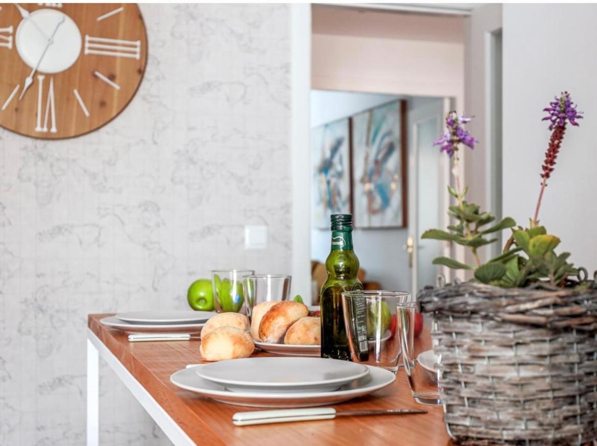 Exclusivo Duplex Con Terraza En Sevilla Luaran gambar