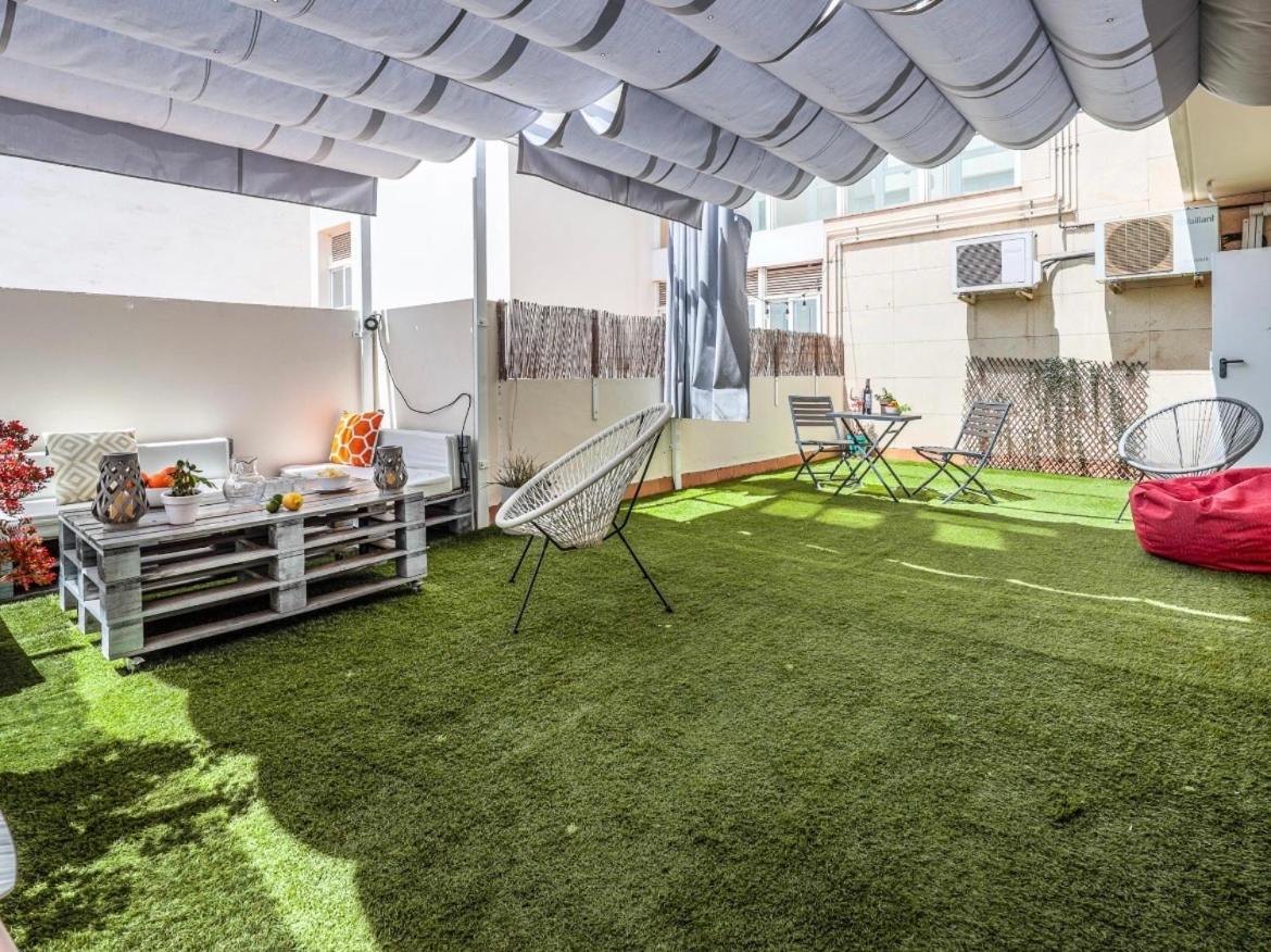 Exclusivo Duplex Con Terraza En Sevilla Luaran gambar